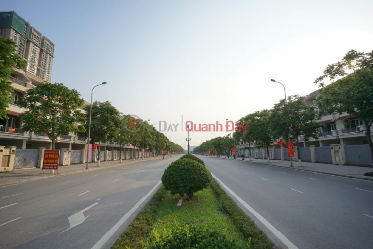 Cần bán gấp căn liền kề An Hưng mặt đường 40m KĐT An Hưng giá tốt nhất thị trường có thể kinh doanh hoặc để ở