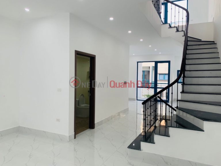 Cho thuê liền kề Galaxy Vạn Phúc, HĐ. 105m2*5T, 5 tầng, MT 6m, thông sàn, giá 35tr/tháng