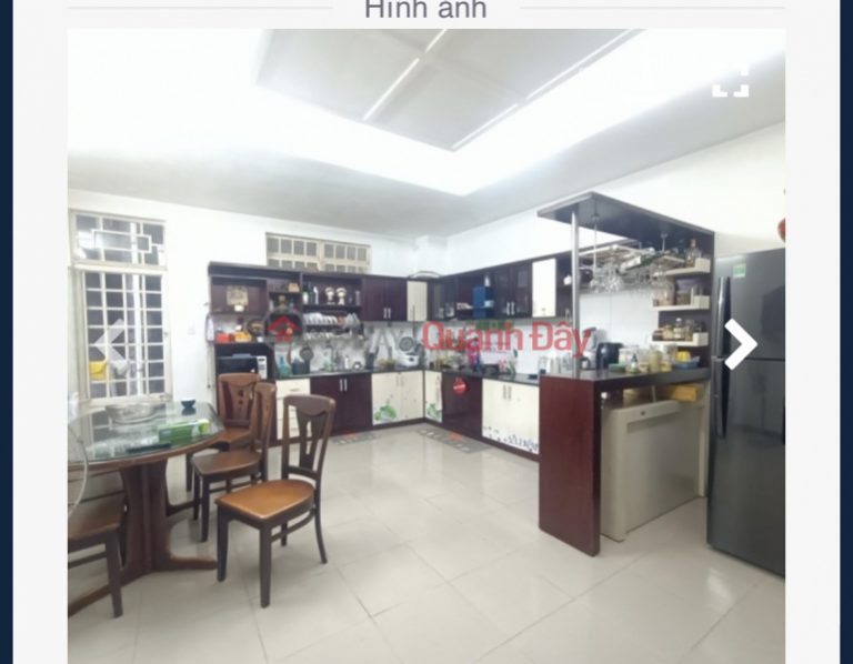 - Nhà 2 tầng Mặt tiền Trưng Nữ Vương, Hoà Thuận Đông, Hải Châu, giao nhau với đường Duy Tân.