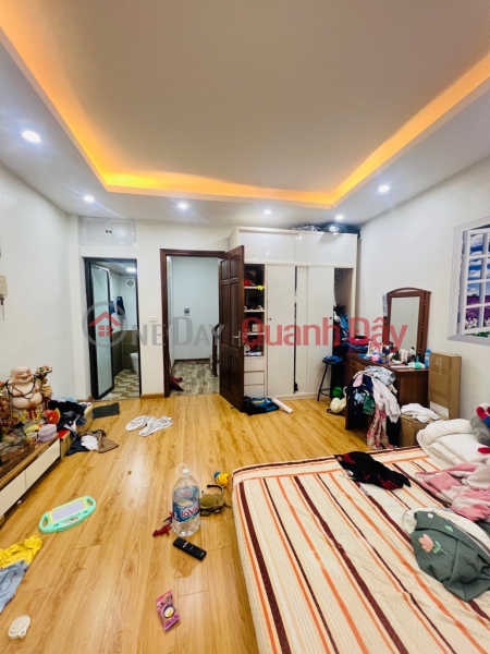 HIẾM-NHÀ TRIỀU KHÚC-TÂN TRIỀU-33M-4 NGỦ-Ô TÔ ĐỖ CỔNG-GIÁ CHỈ HƠN 4 TỶ