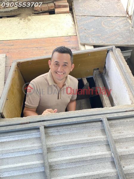 HÀNG NGON - Kiệt xe tải HOÀNG DIỆU, Hải Châu, Đà Nẵng - Nhà Lô góc 55m2 - Chỉ 2,x tỷ