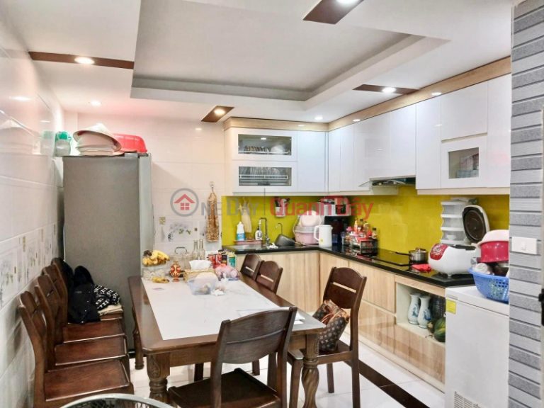 Bán phân lô ô tô đa sỹ 36m2 5 tầng 5.x tỷ