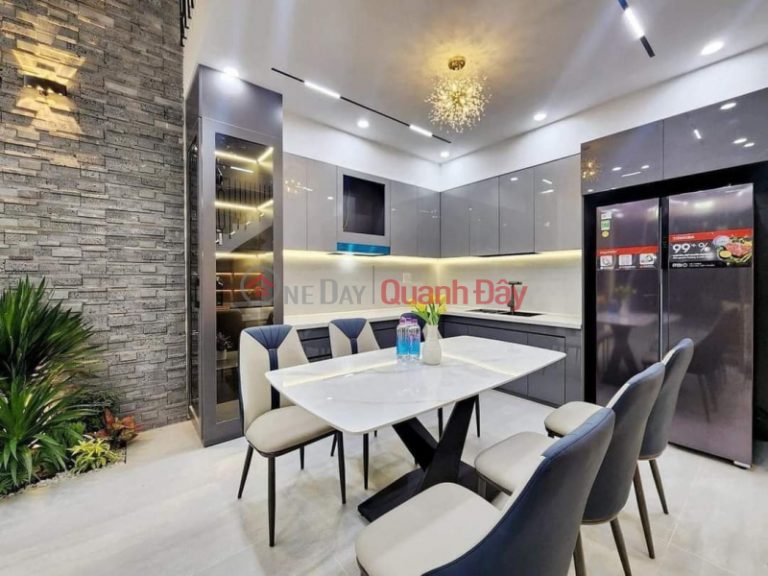 Hiếm! Cần bán nhà đẹp gara ô tô kinh doanh Nguyễn Văn Trỗi Thanh Xuân 39M2 5T giá nhỉnh 7 tỷ.