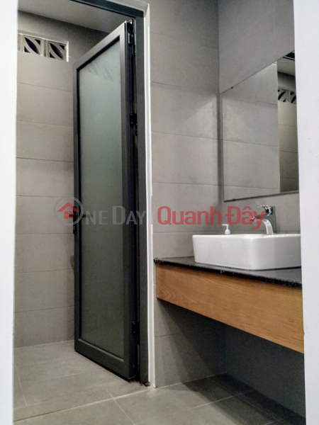 2 bedroom apartment for rent, 70m2, frontage on Phan Chau Trinh street - Hai Chau