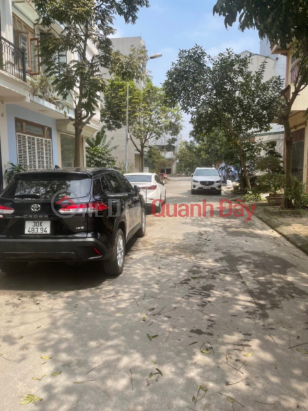 Bán gấp Lô Đất DV Dương Nội 50 m mt 5 m view vườn hoa phân lô vỉa hè ô tô tránh 7 tỷ 25
