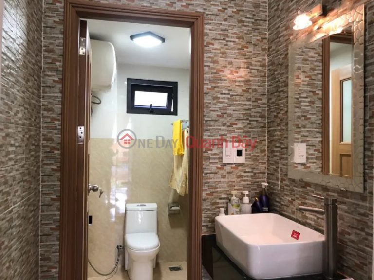 Cần bán gấp nhà 2 tầng mặt tiền đường 5.5m Hải Châu Đà Nẵng gần sông Hàn-55m2-5.15 tỷ
