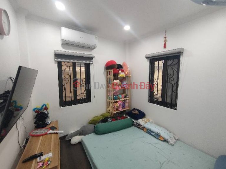 BÁN GẤP NHÀ NGÔ QUYỀN, HÀ ĐÔNG, Ô TÔ ĐỖ CỬA, NHỈNH 5 TỶ