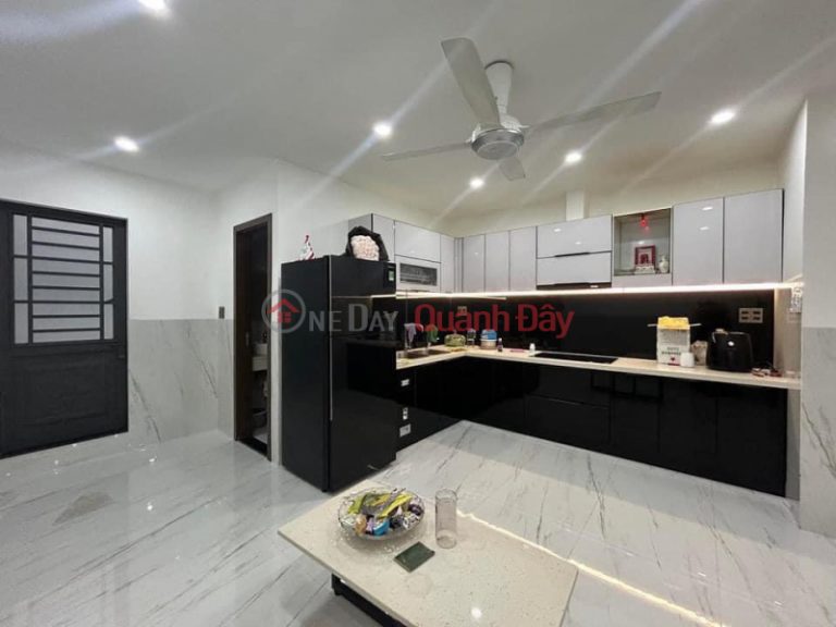 Cho Thuê Nhà 3 Tầng Mặt Tiền Đường Thuận An , Thanh Khê