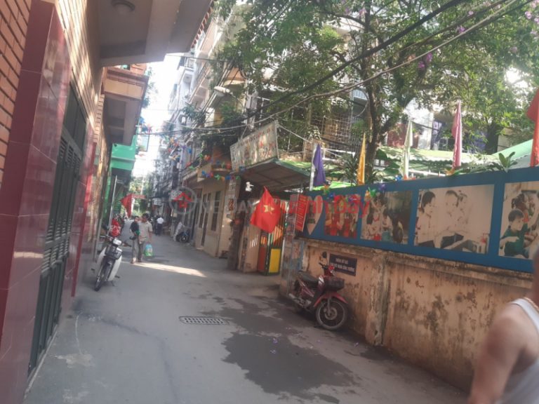 CÀN TIỀN BÁN GẤP NHÀ PHỐ NGÔ QUYỀN, QUẬN HÀ ĐÔNG, 33M2, 2 TẦNG,  MẶT TIỀN 7.3M,  4.5 TỶ