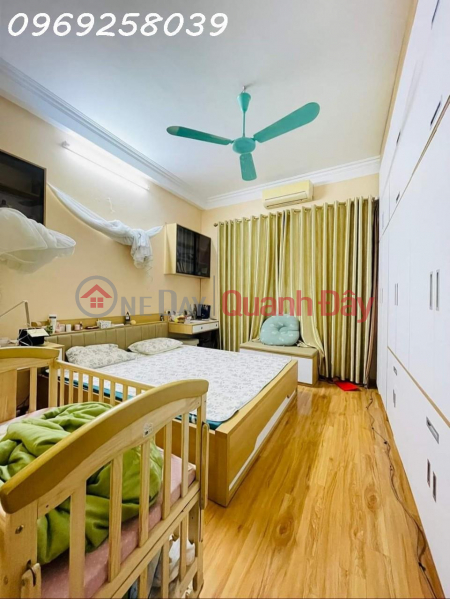 BÁN NHÀ CẠNH UBND PHƯỜNG VĂN QUÁN- HÀ ĐÔNG- 47M2- 4 TẦNG- MT 4M NHỈNH 8 TỶ