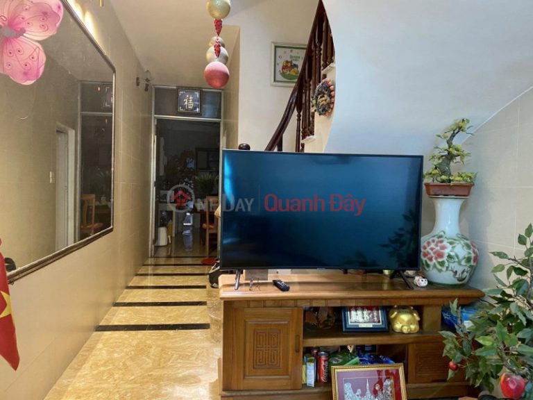 NGÕ ÔTÔ - GẦN PHỐ - GIÁ HỢP LÝ - SỔ ĐỎ NỞ HẬU - FULL NỘI THẤT - ĐẦY ĐỦ CÔNG NĂNG