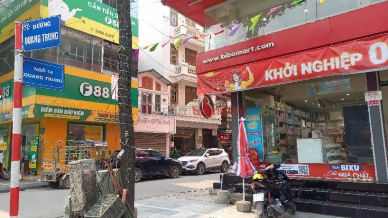 House for sale on Quang Trung street, Ha Dong 70 m 4 floors 1 tum sidewalk to avoid traffic