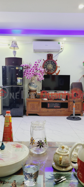 Bán CC Bình vượng 97m2-3 ngủ-full đồ-Hơn 3 tỷ.