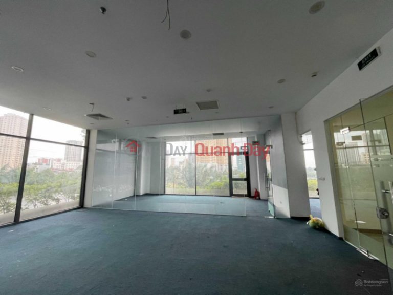 Cho thuê văn phòng DT 270m2 tại tòa Ecolife Capitol Tố Hữu với không gian xanh và tiện ích đầy đủ