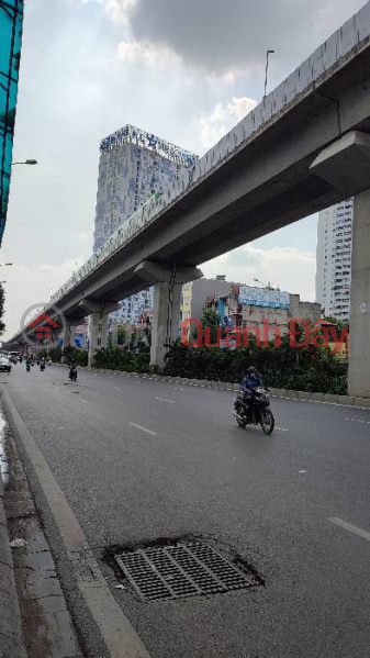 Urgent sale of street front house, Quang Trung - Ha Dong, 40m2, 4 floors, 8.8 billion