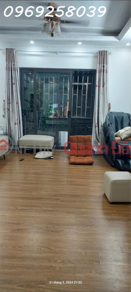 BÁN NHÀ MẶT PHỐ LÔ GÓC CẠNH PHỐ  LÊ HỒNG PHONG- NHÀ MỚI 5 TẦNG-41M - Ô TÔ ĐỖ CỬA-  QUẬN HÀ ĐÔNG