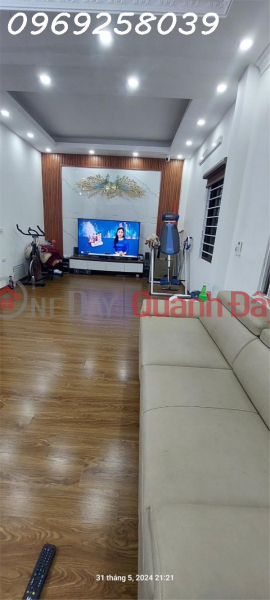 HOUSE FOR SALE ON CORNER LOT NEXT TO LE HONG PHONG STREET - NEW HOUSE 5 FLOORS - 41M - PARKING CAR - HA DONG DISTRICT