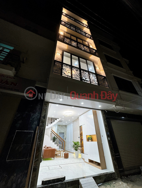 House for sale in Quang Trung Lane, Ha Dong 40m2 10.6 billion 5 floors Car elevator to avoid busy business