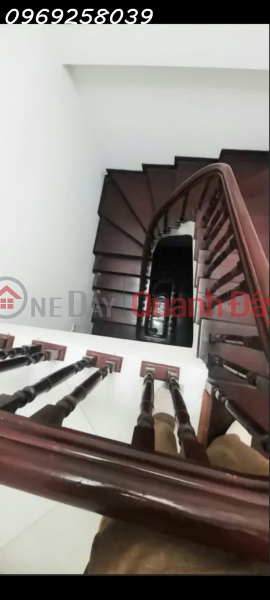 CẦN BÁN GẤP NHÀ 5 TẦNG Ô TÔ TRÁNH TRƯỚC NHÀ- MẶT PHỐ TRẦN ĐĂNG NINH- QUANG TRUNG- HÀ ĐÔNG