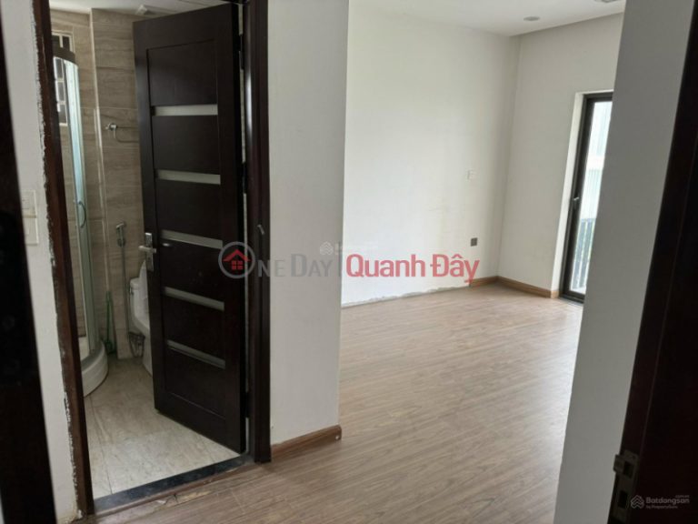 Cho thuê văn phòng 80m2 giá rẻ đường Tố hữu - Lê Văn Lương đã chia sẵn 3 phòng giá 11 triệu