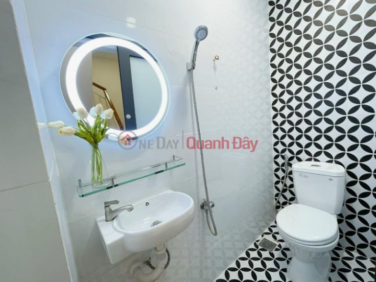 (Trung tâm) Cho thuê nhà 9 phòng, làm trung tâm tin học, tiếng anh, giảng dạy…
