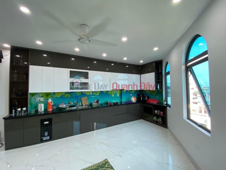 PHÂN LÔ VỈA HÈ KĐTKIẾN HƯNG 48M2 - 7T THANG MÁY GIÁ BÁN 14 TỶ HƠN