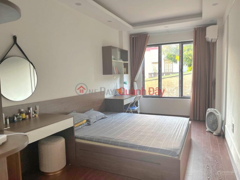 Nhỉnh 4 Tỷ, 40 m2 x 4 tầng, Nhà mới Mậu Lương, Kiến Hưng, Ô TÔ đỗ cửa, LH