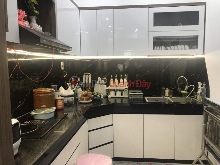 Gấp bán nhà đẹp 3 tầng 3 mê trung tâm Hải Châu Đà Nẵng Chỉ 2.95 tỷ