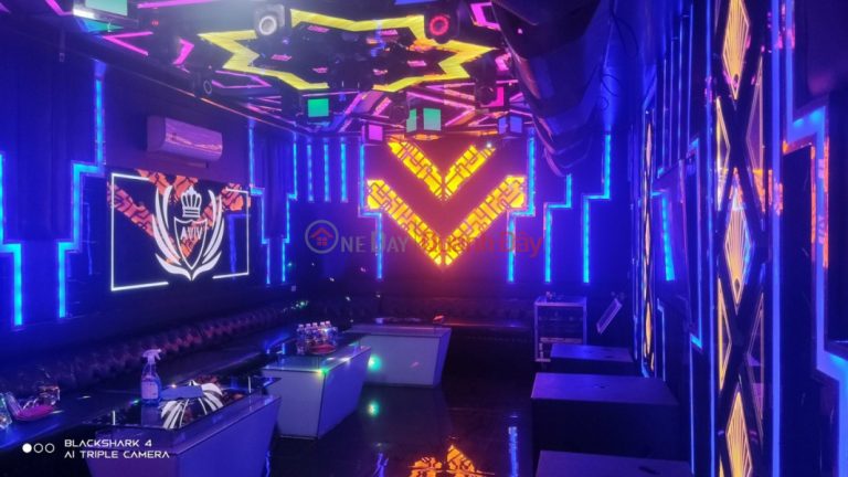 Chính Chủ Cần Bán Toà Nhà KARAOKE Tại 249 Nguyễn Tất Thành- Hải Châu - Đà Nẵng
