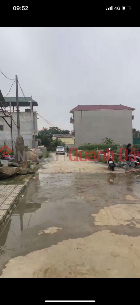 đất đẹp giá mền đường xe tải đỗ cửa - p đồng mai - hà đông 
-38,9m sổ đẹp cất két 
- xe tải chạy vòng quanh