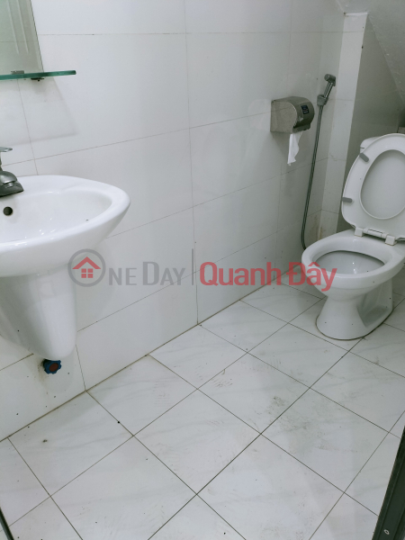 Chính chủ cho thuê sàn văn phòng hoặc làm cửa hàng cho thuê, giá 8.5 triệu/ tháng
