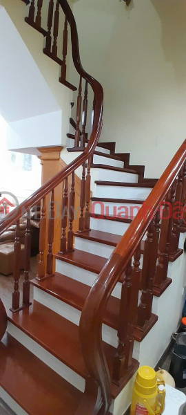 Bán Nhanh Nhà mặt phố Trần Đăng Ninh, DT 35 m x 5 tầng, Giá nhỉnh 9 tỷ