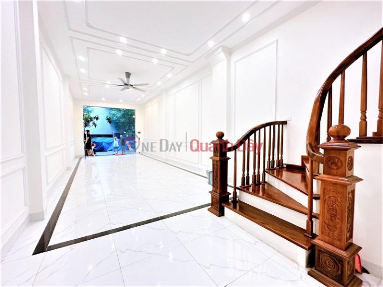 Only! La Khe House, Ha Dong PLOT, CARS, BUSINESS 52m2 only 8 billion