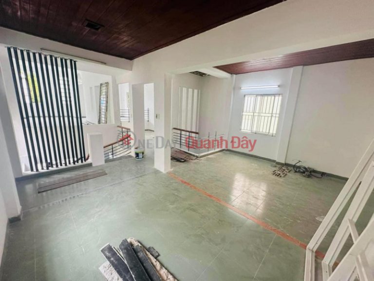 Cho Thuê Nhà 2 Tầng Mặt Tiền Đường Nguyễn Thị Minh Khai, Hải Châu NGANG 6,3M
